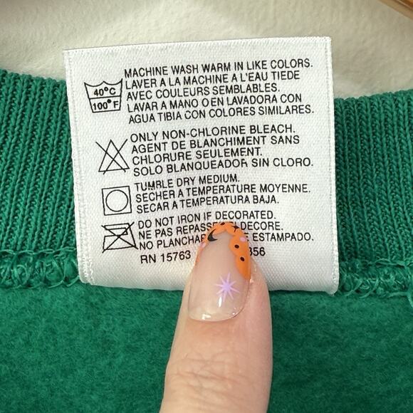 NWT Vintage 80s Hanes Handmade Santa Holiday Grandma Sweatshirt Sz L USA Iron On - Picture 8 of 10